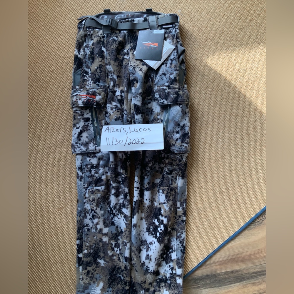 Sitka Mens Stratus Pants - NWT